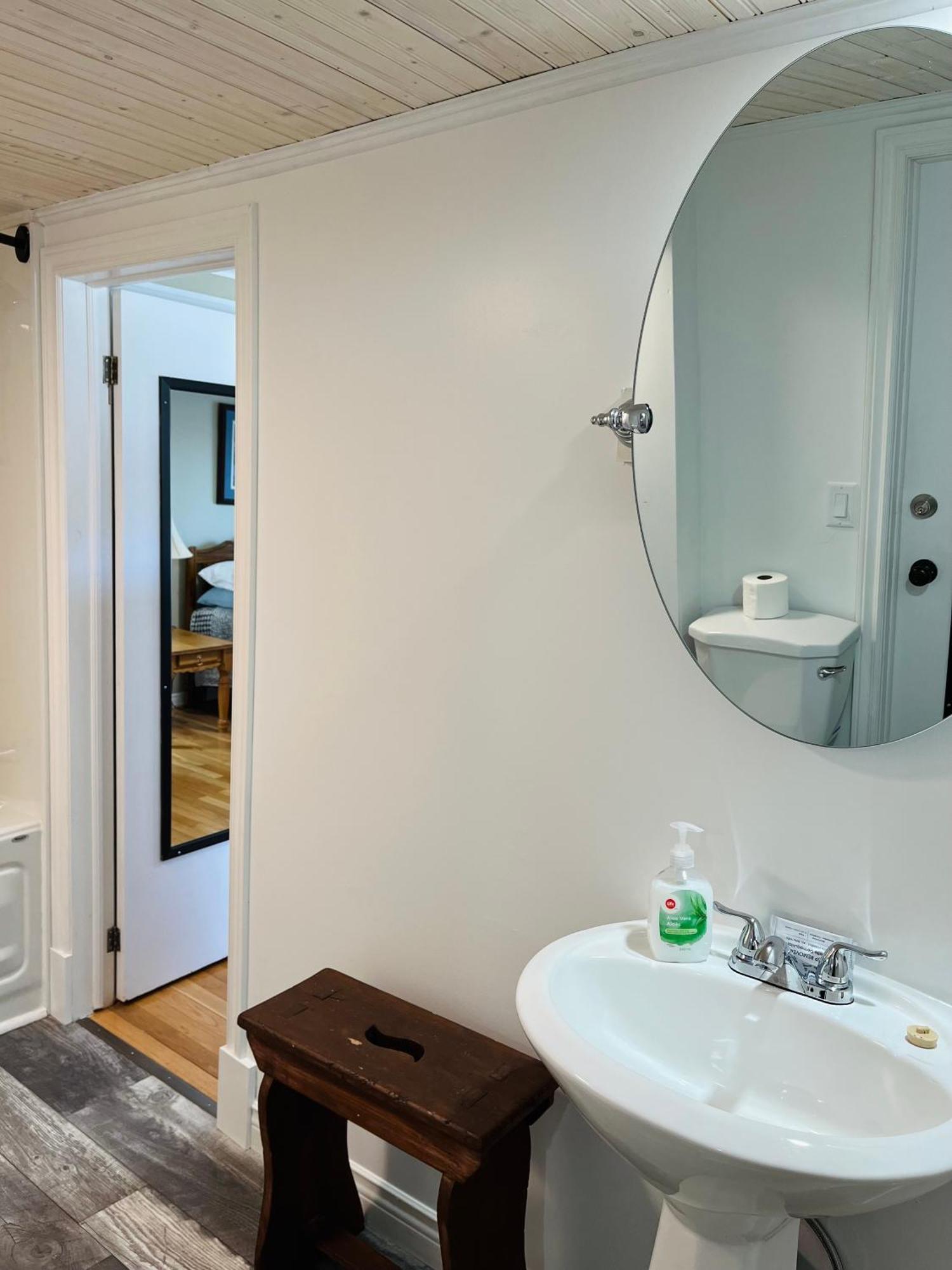 Toulinguet Inn - Suites トウィリンゲート エクステリア 写真