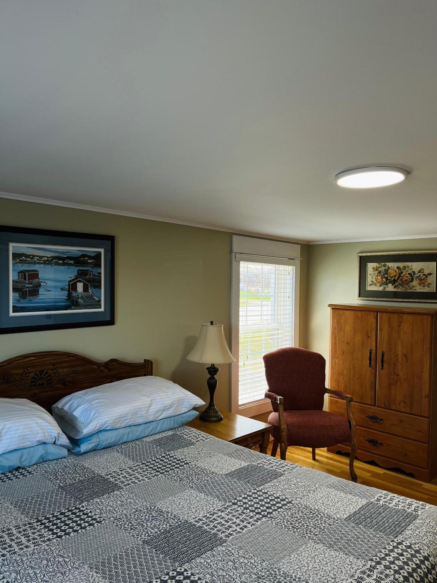 Toulinguet Inn - Suites トウィリンゲート エクステリア 写真